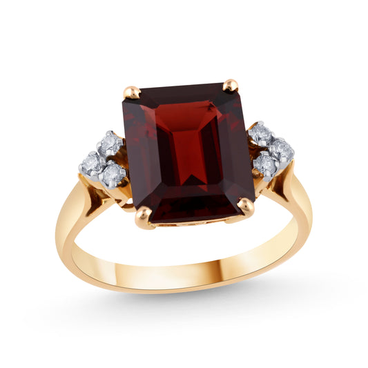 18K Yellow Gold Garnet Ring